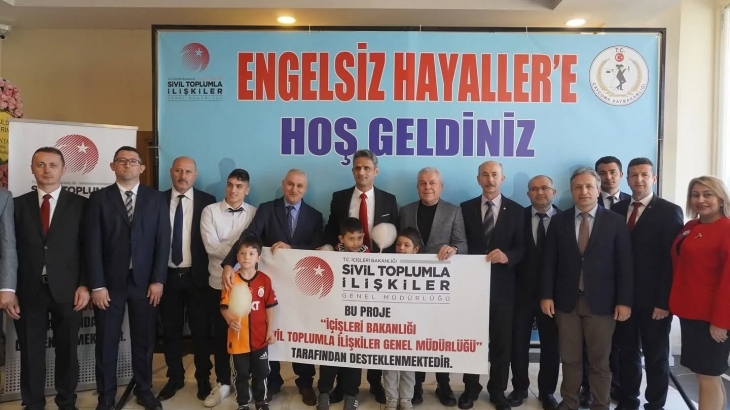 Çaycuma Ticaret ve Sanayi Odası Meclis Başkanı Yusuf Hüseyin Arslan, 3 Aralık Dünya Engelliler Günü dolayısıyla Çaycuma Kaymakamlığı tarafından düzenlenen programa katılım sağladı.
