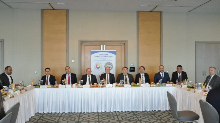 Çaycuma TSO Yönetim Kurulu Başkanı Zekai Kamitoğlu, Zonguldak Sanayi ve Teknoloji İşbirliği Kurulu (SANTEK) toplantısına katıldı.